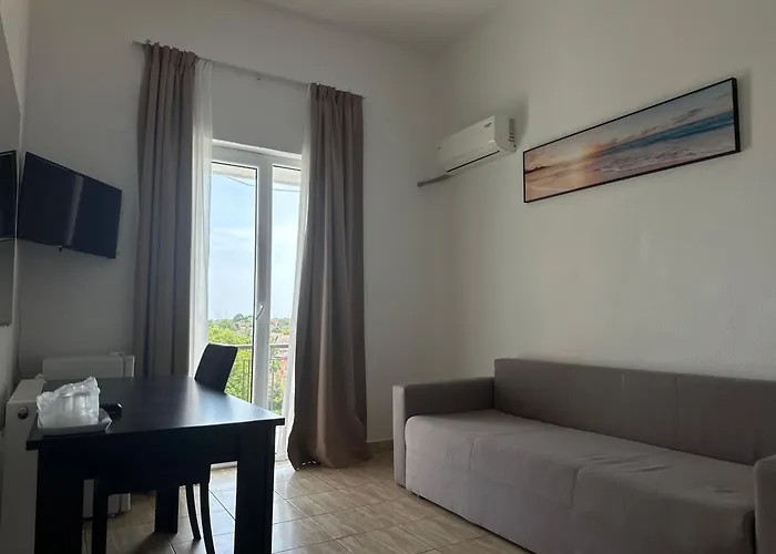 Hotel Cosmos